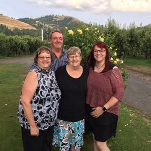 Meet your Posher, Pam